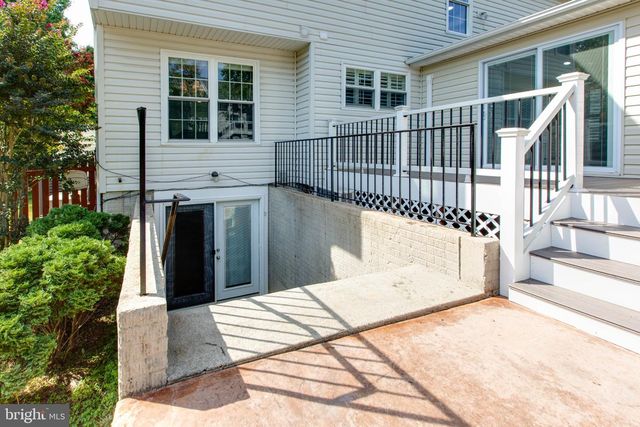 6717 LOWES LN, Elkridge, MD 21075