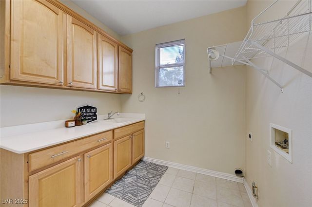 10494 Melodia Magico Avenue, Las Vegas, NV 89135