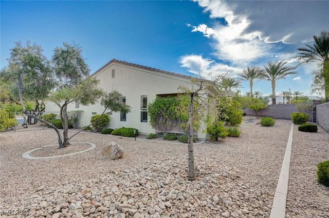 10494 Melodia Magico Avenue, Las Vegas, NV 89135