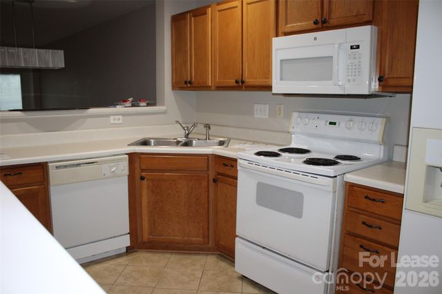 10147 Reindeer Way Lane, Charlotte, NC 28216