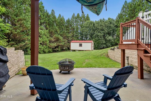 104 Lee Carter Drive, Johnson City, TN 37601