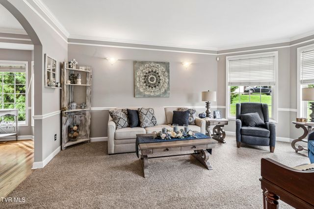 104 Lee Carter Drive, Johnson City, TN 37601