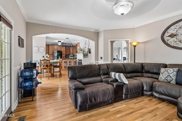 104 Lee Carter Drive, Johnson City, TN 37601