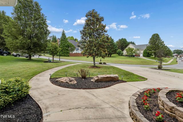 104 Lee Carter Drive, Johnson City, TN 37601