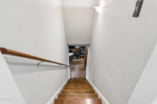 104 Lee Carter Drive, Johnson City, TN 37601