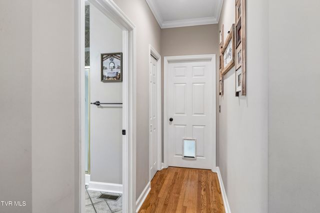 104 Lee Carter Drive, Johnson City, TN 37601