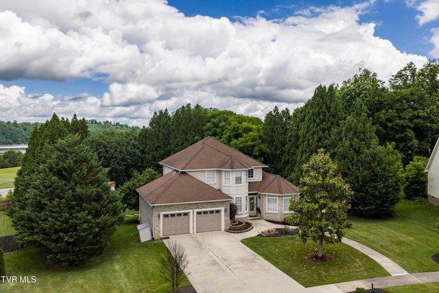 104 Lee Carter Drive, Johnson City, TN 37601