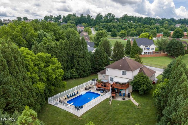 104 Lee Carter Drive, Johnson City, TN 37601