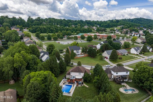 104 Lee Carter Drive, Johnson City, TN 37601