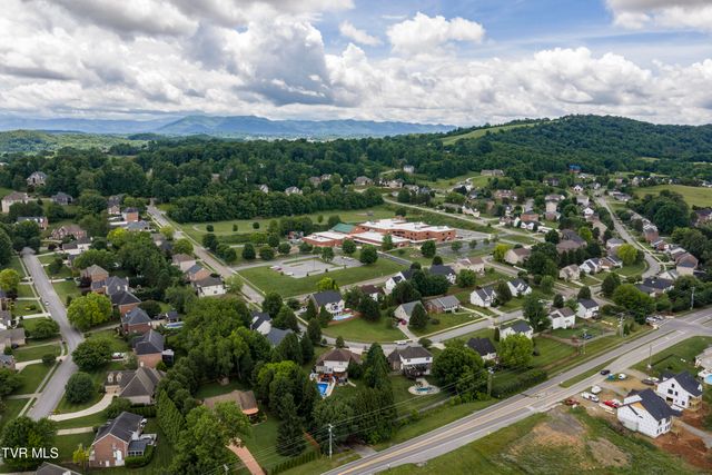 104 Lee Carter Drive, Johnson City, TN 37601