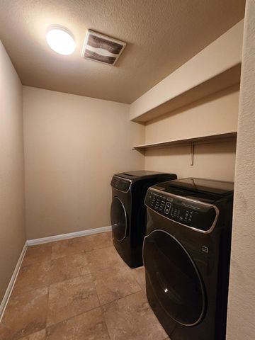 636 Carly Ann LN, Leander, TX 78641