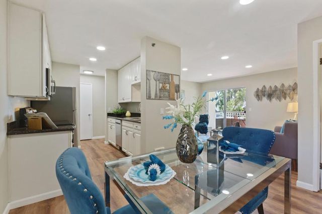 680 Dartmore Lane 259, Hayward, CA 94544