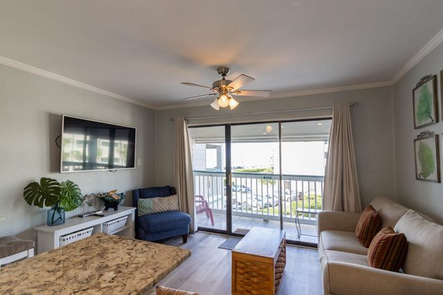 6102 Seawall Boulevard 212B, Galveston, TX 77551