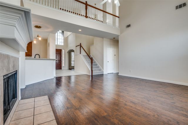 1213 Summerside Drive, Desoto, TX 75115