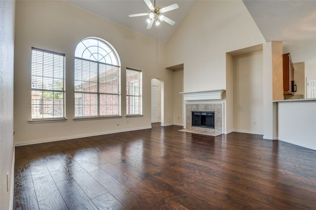 1213 Summerside Drive, Desoto, TX 75115