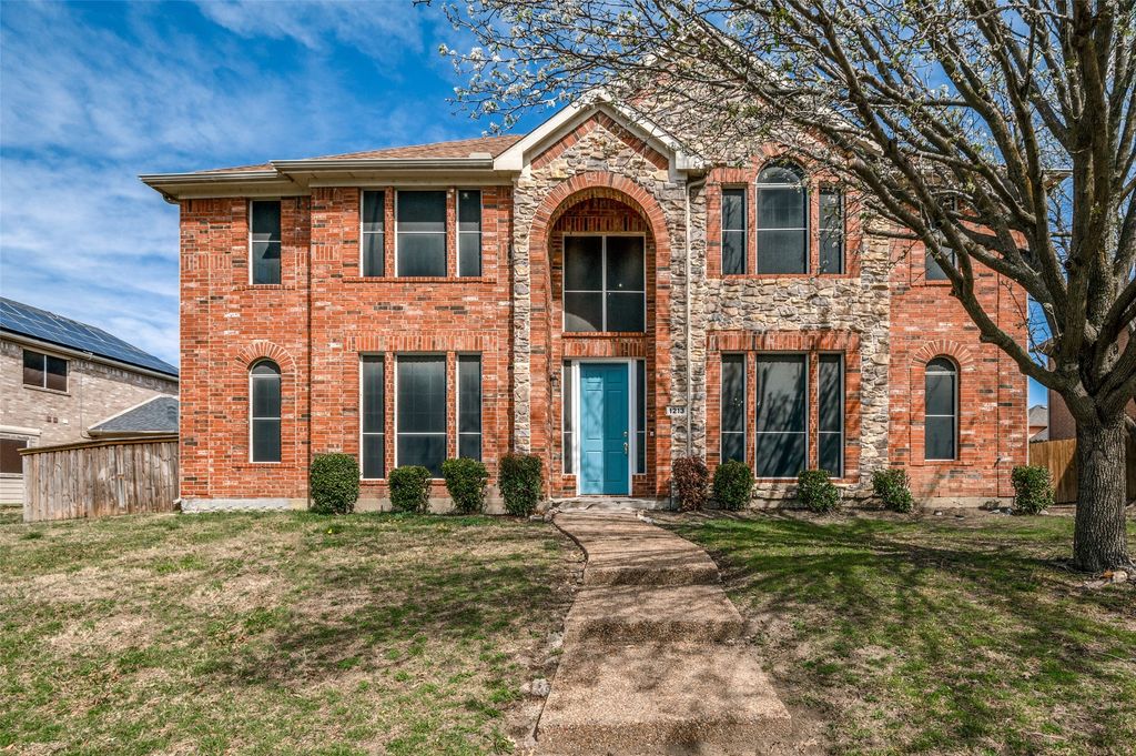 1213 Summerside Drive, Desoto, TX 75115