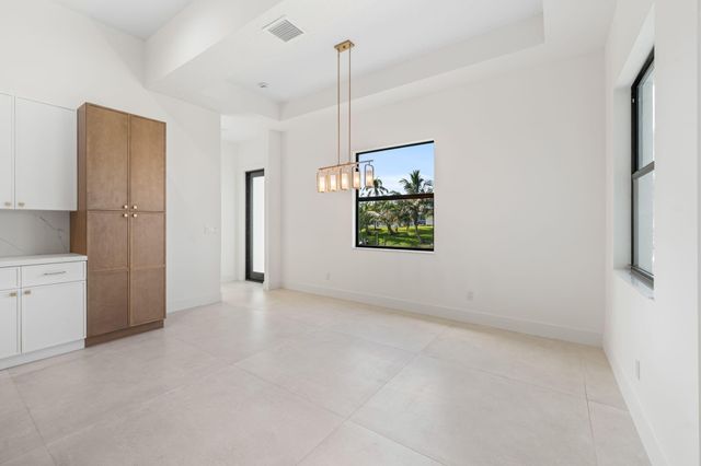 632 SE Seahouse Drive, Port St. Lucie, Port St Lucie, FL 34983