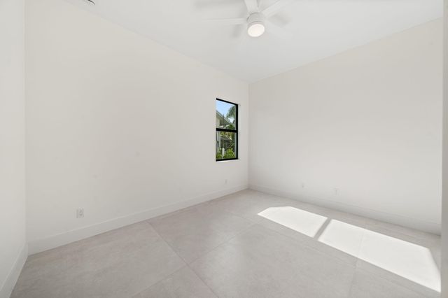632 SE Seahouse Drive, Port St. Lucie, Port St Lucie, FL 34983