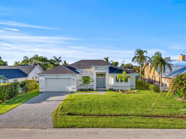 632 SE Seahouse Drive, Port St. Lucie, Port St Lucie, FL 34983
