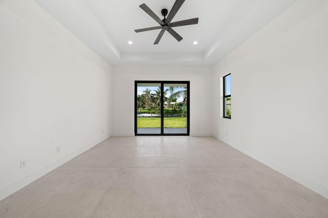 632 SE Seahouse Drive, Port St. Lucie, Port St Lucie, FL 34983