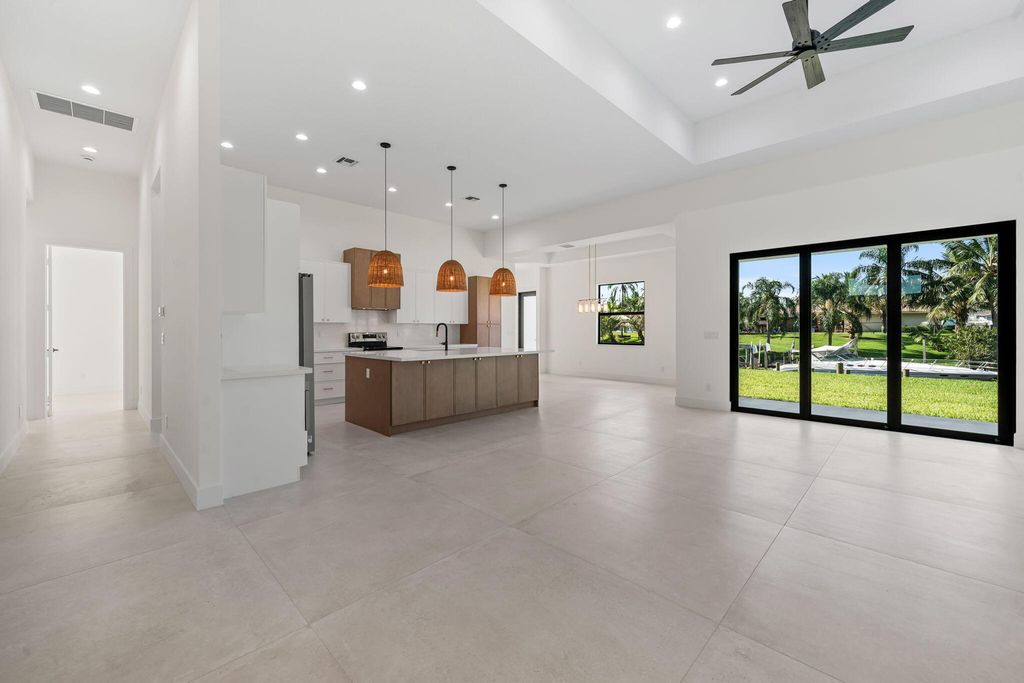 632 SE Seahouse Drive, Port St. Lucie, Port St Lucie, FL 34983