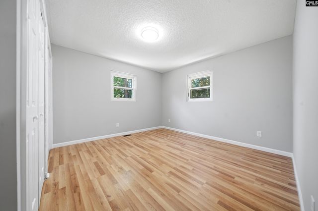 1040 E Sherwood Drive, Sumter, SC 29153