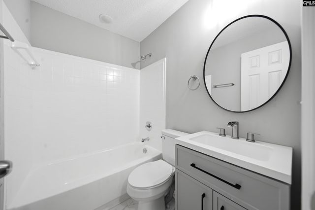 1040 E Sherwood Drive, Sumter, SC 29153