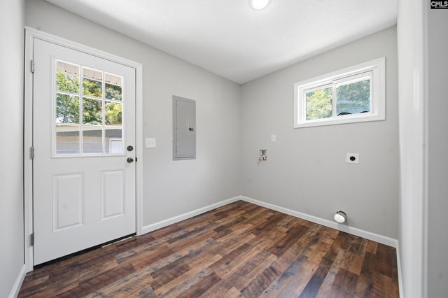 1040 E Sherwood Drive, Sumter, SC 29153