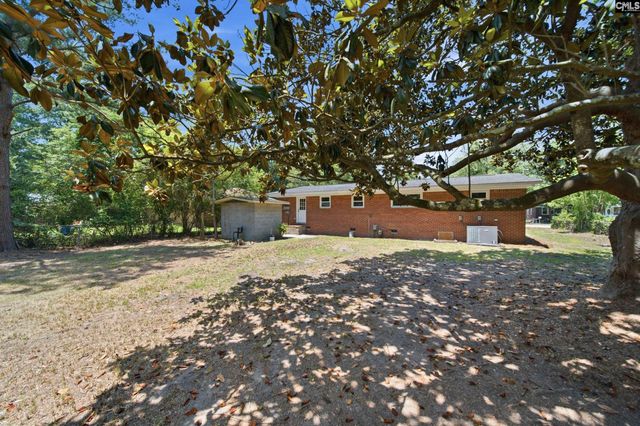 1040 E Sherwood Drive, Sumter, SC 29153