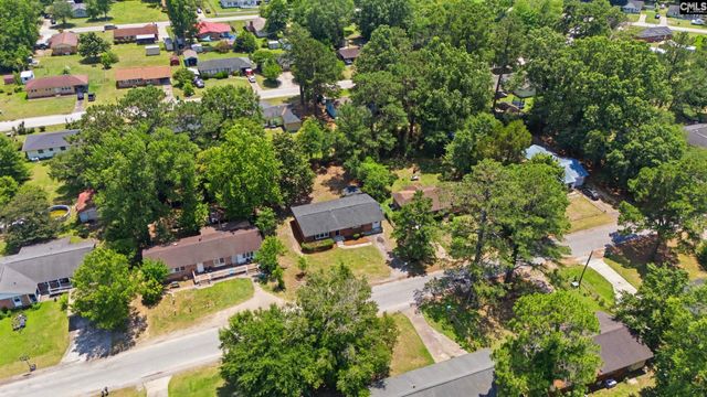 1040 E Sherwood Drive, Sumter, SC 29153