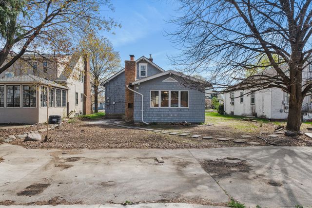 4143 Vincent Avenue N, Minneapolis, MN 55412