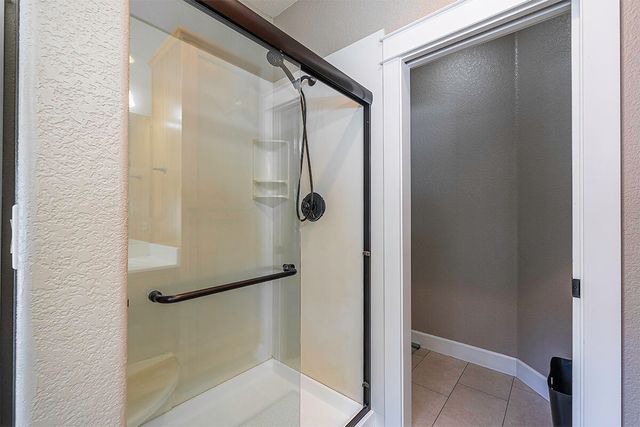 4584 Wolf Run Drive, Medford, OR 97504