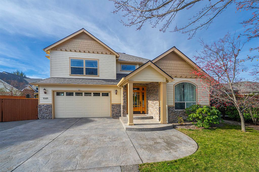 4584 Wolf Run Drive, Medford, OR 97504