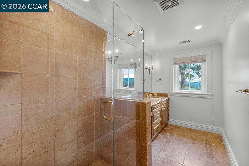 Image 37 of property listing at 10 10 Serenity Ln, Alamo, CA 94507