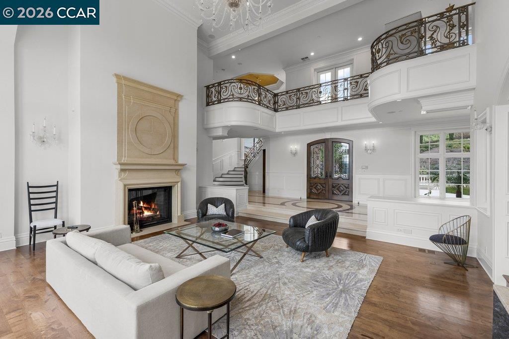 Image 4 of property listing at 10 10 Serenity Ln, Alamo, CA 94507