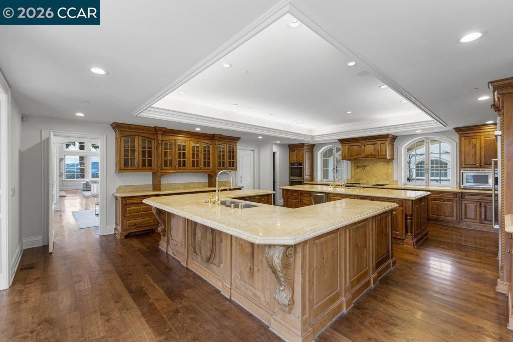 Image 5 of property listing at 10 10 Serenity Ln, Alamo, CA 94507