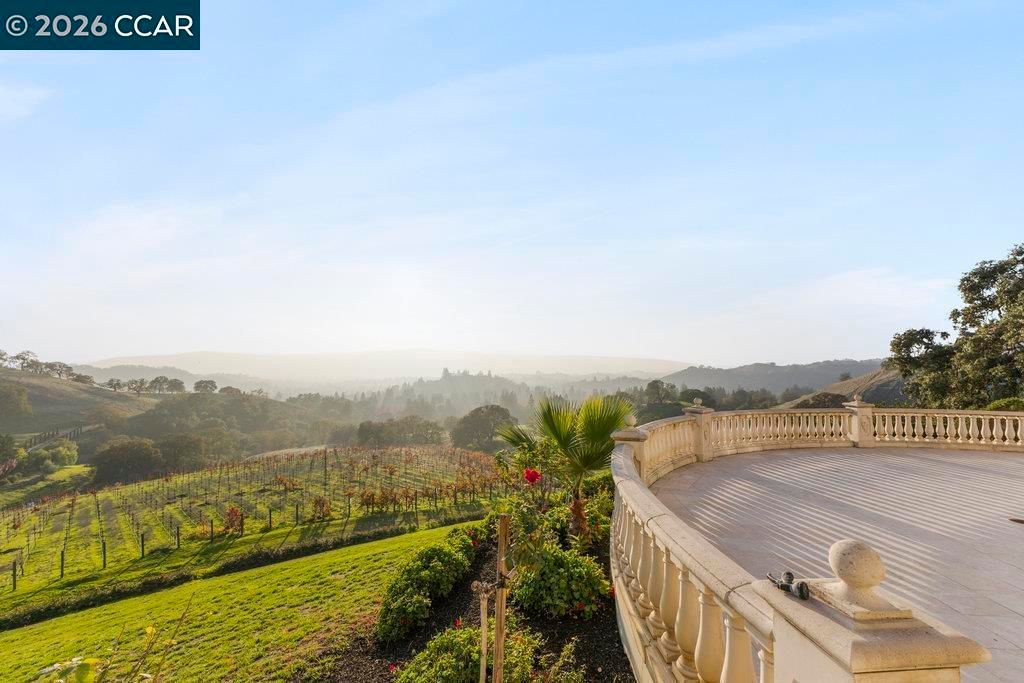 Image 52 of property listing at 10 10 Serenity Ln, Alamo, CA 94507