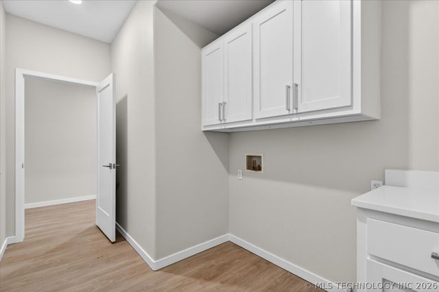 3224 Boardwalk Court, Bartlesville, OK 74006