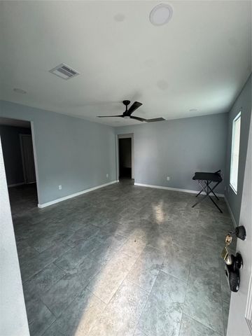 2117 Pickerton Drive, Deer Park, TX 77536