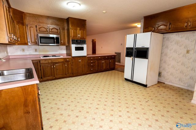 500 Tumpkins Lane, Huntsville, AL 35811