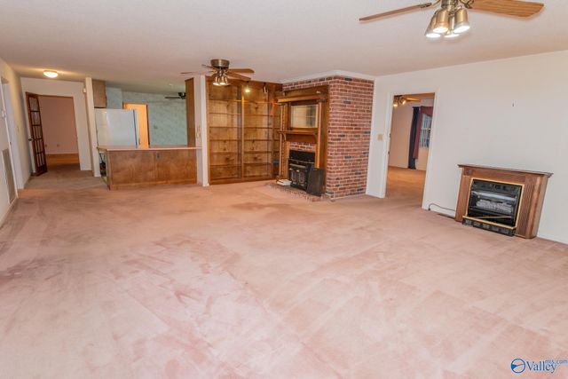 500 Tumpkins Lane, Huntsville, AL 35811