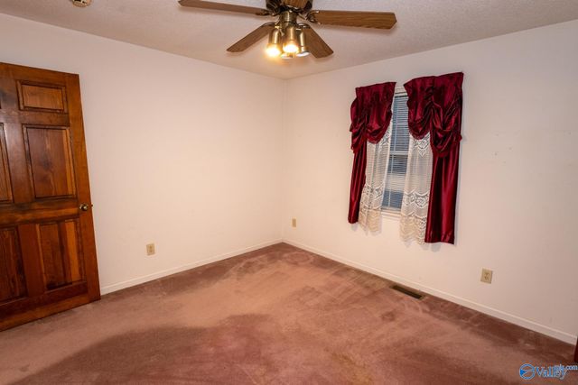 500 Tumpkins Lane, Huntsville, AL 35811