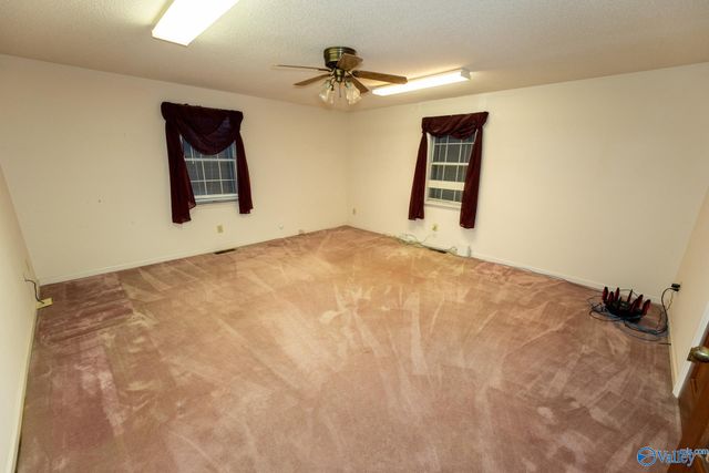 500 Tumpkins Lane, Huntsville, AL 35811