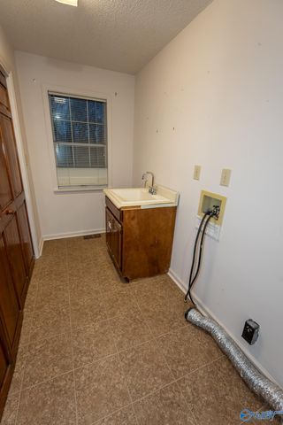 500 Tumpkins Lane, Huntsville, AL 35811