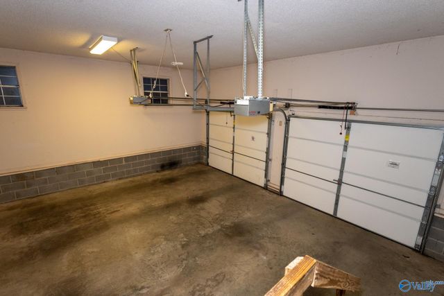 500 Tumpkins Lane, Huntsville, AL 35811