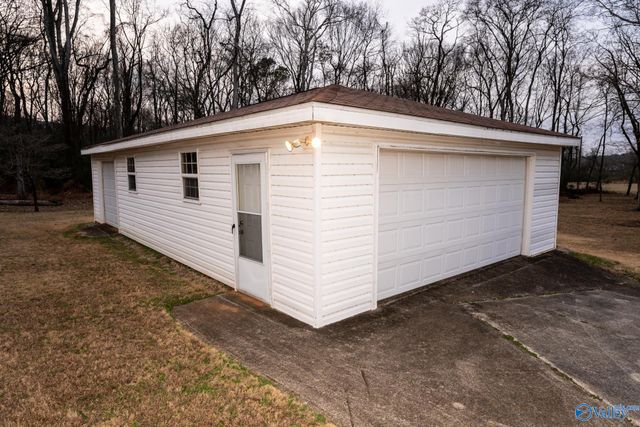 500 Tumpkins Lane, Huntsville, AL 35811