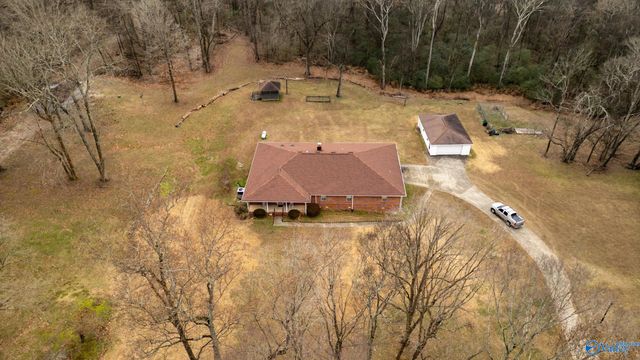 500 Tumpkins Lane, Huntsville, AL 35811