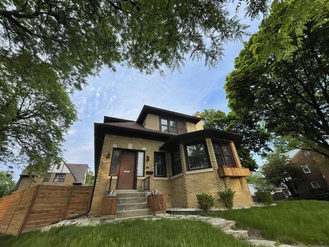 3402 N 51st BOULEVARD, Milwaukee, WI 53216