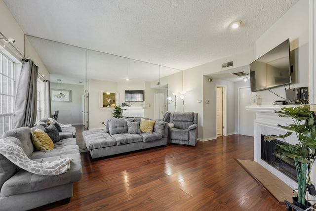 2420 Northlake Court, Irving, TX 75038