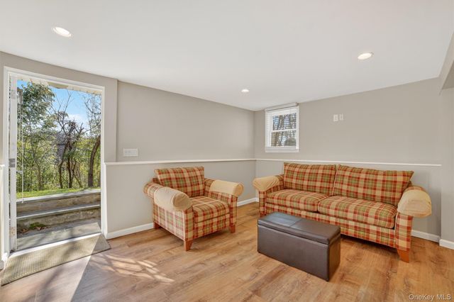 9 Ridge Road, Cortlandt Manor, NY 10567
